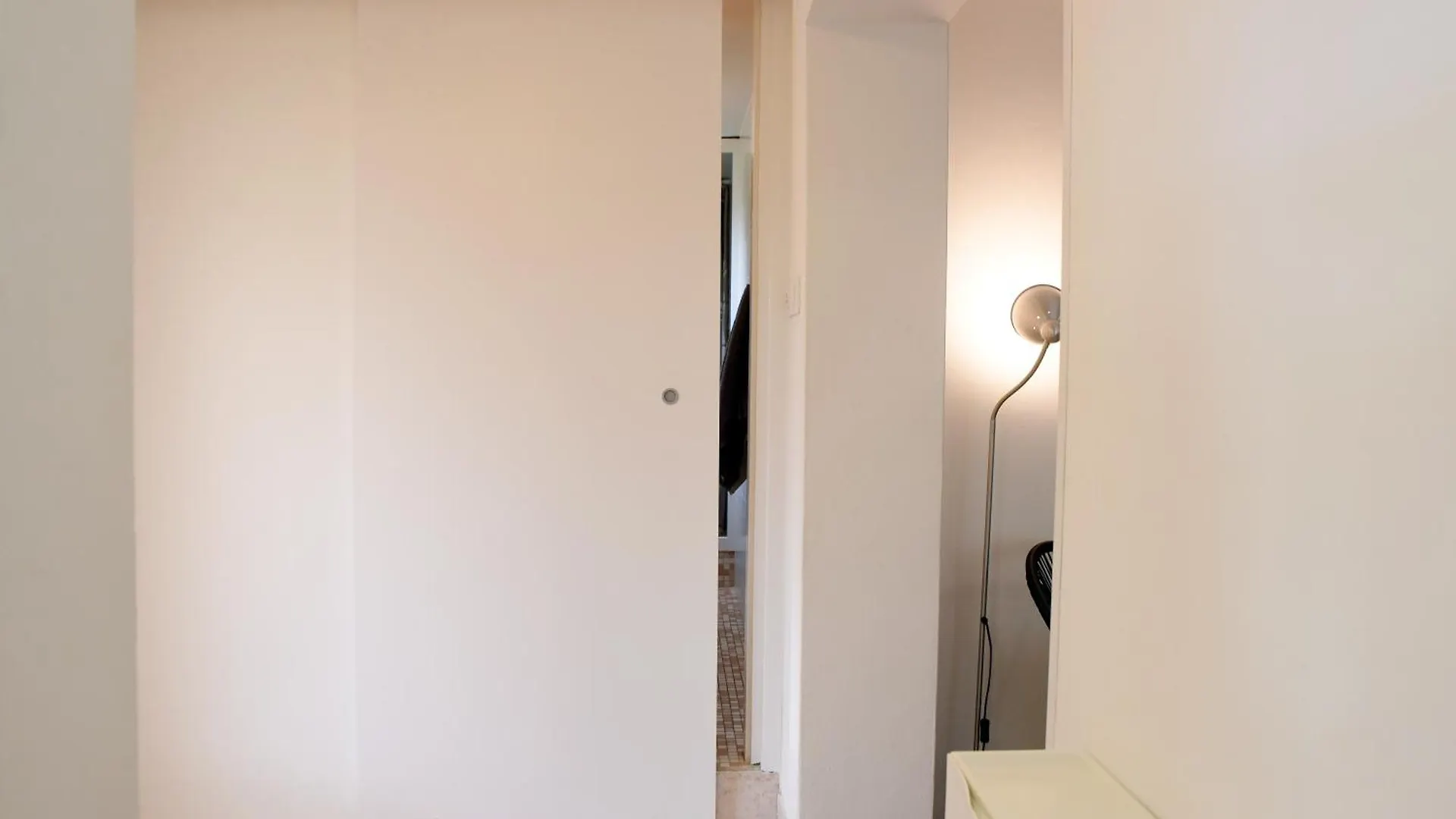 Apartment Mir